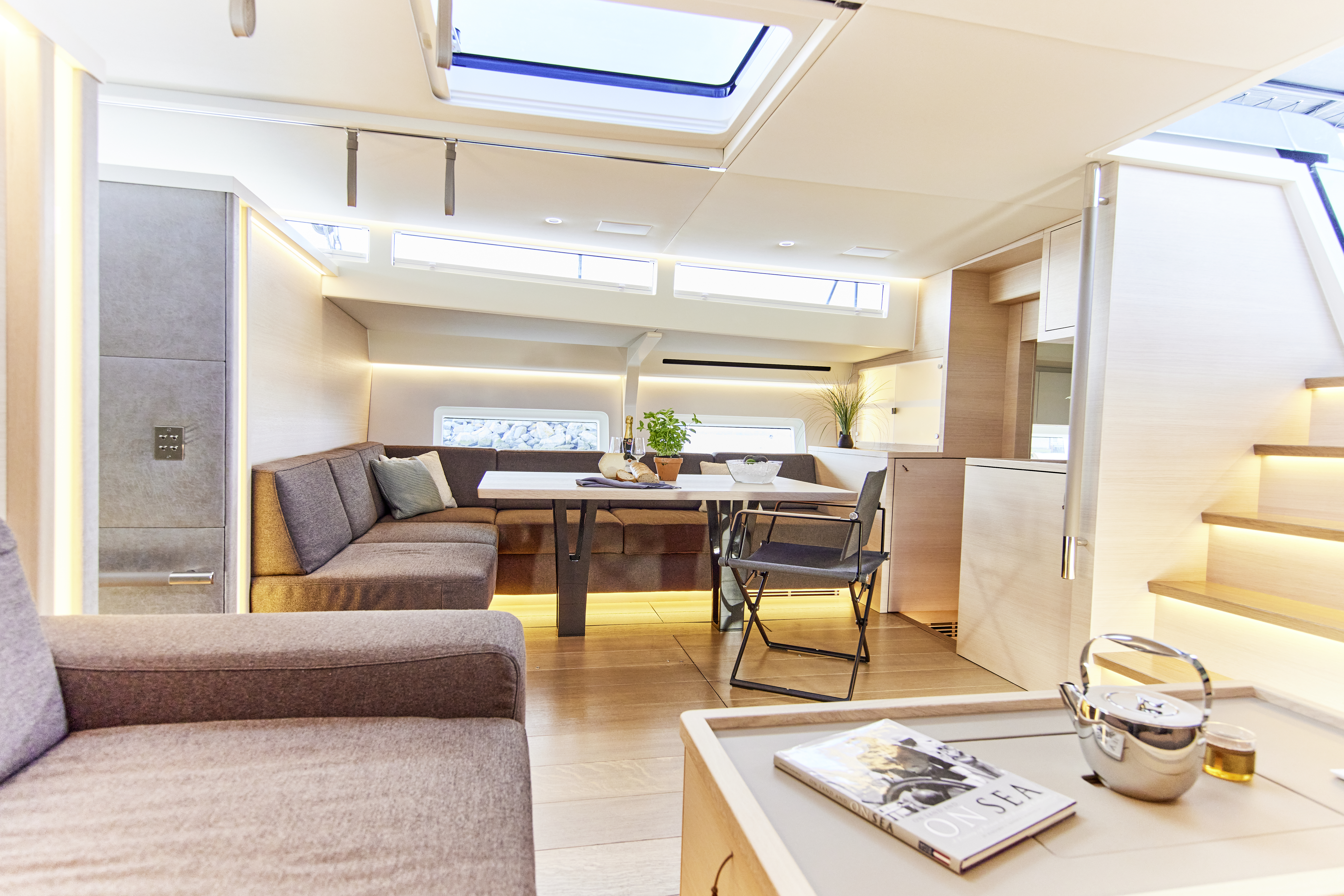 Y8 Vegas Baby Living area