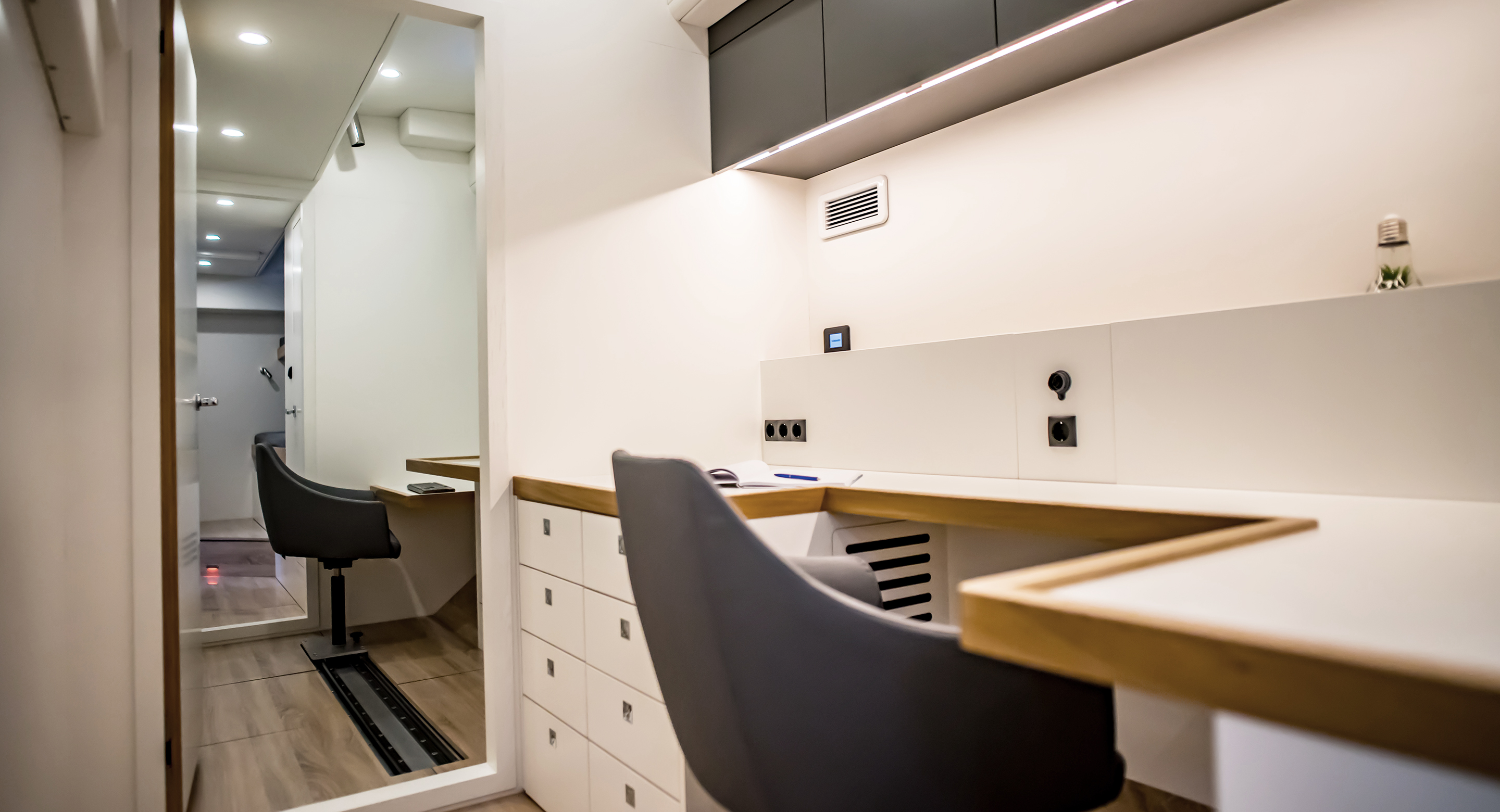 YC Eugen Seibold scientists' workstations