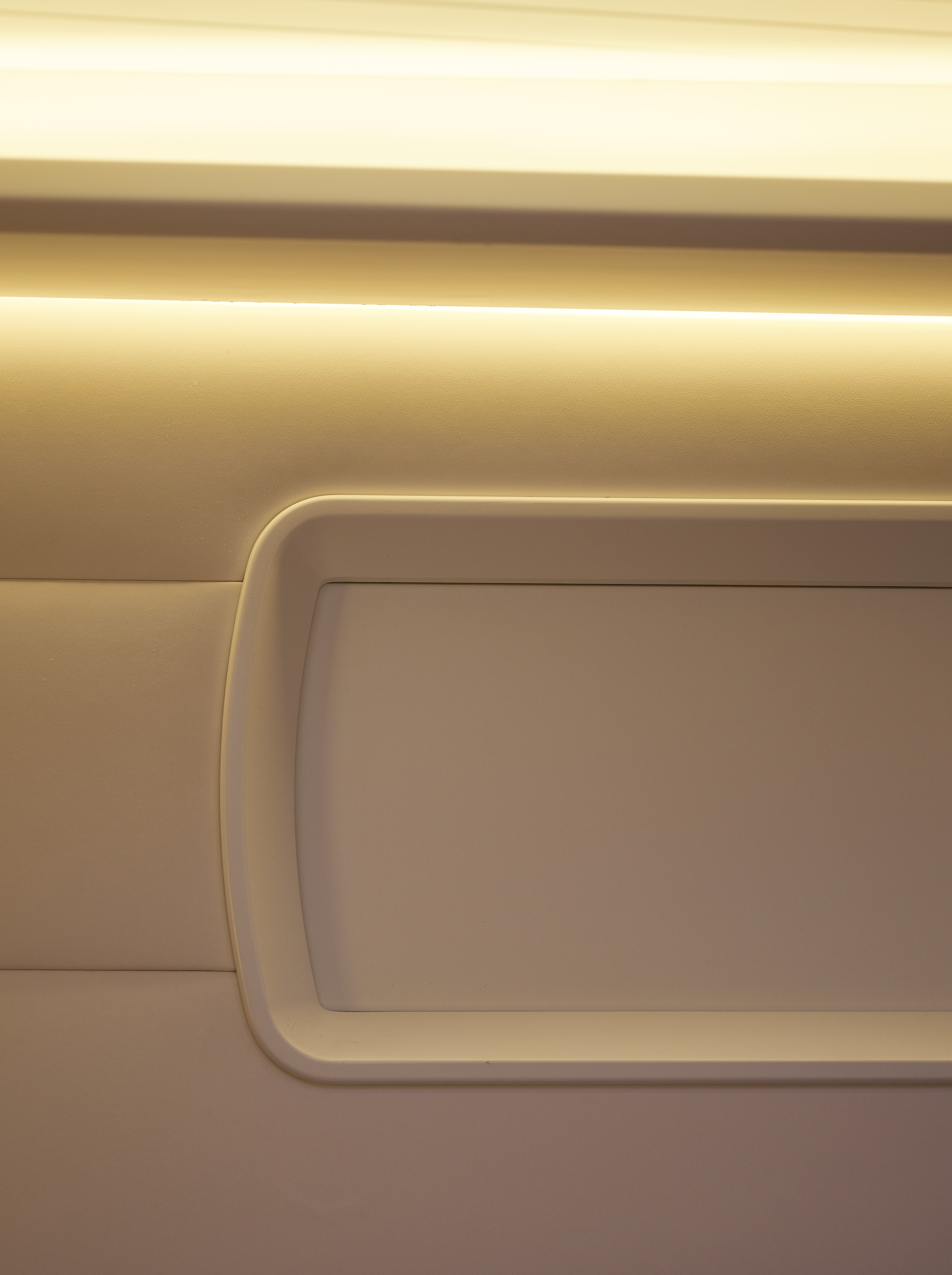 YC/Tripp 90 window detail