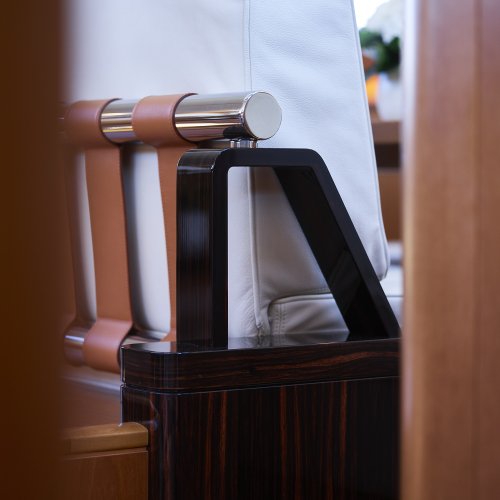 YC/Tripp 90 sofa detail